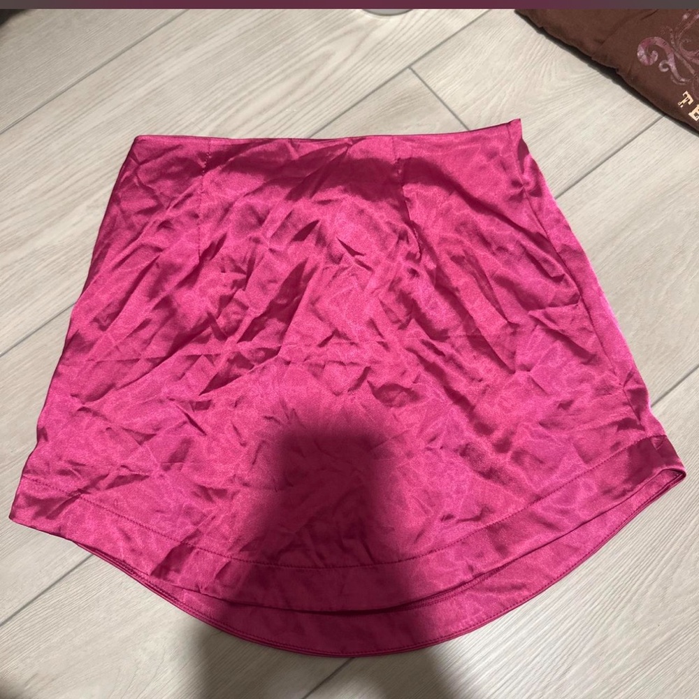 Elegant Pink silk Women's Skirt